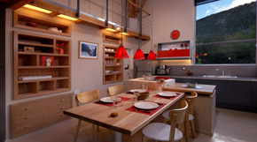 Kitchen-dining room with window overlooking the Cerro Viejita, and internal balcony